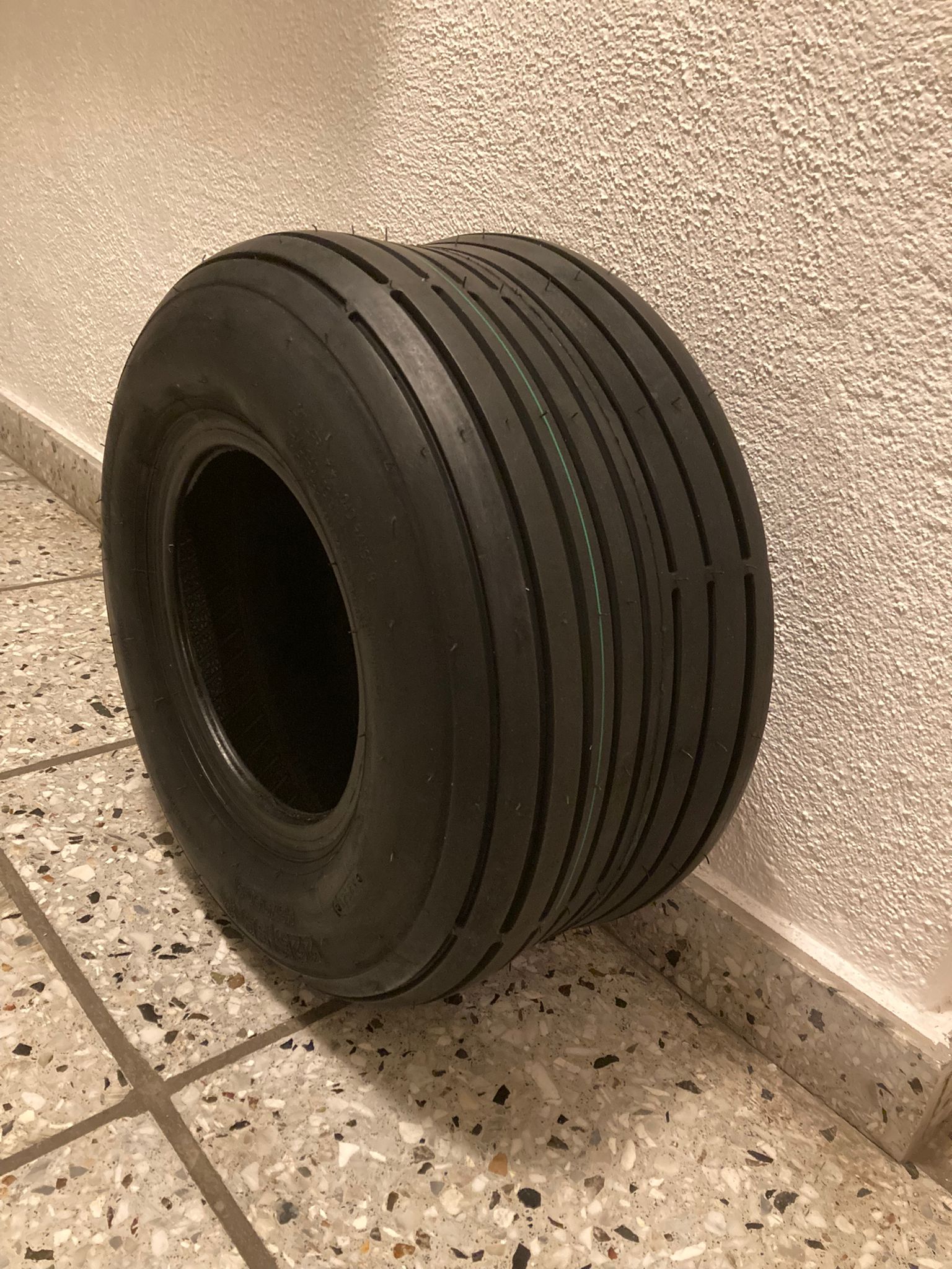 Read more about the article Mein Reifen hat einen platten. Kann ich da noch was machen?