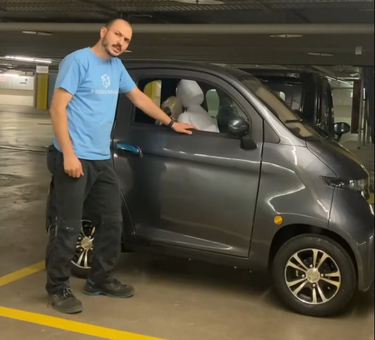 Mehr über den Artikel erfahren E-Auto Feel Video Präsentation