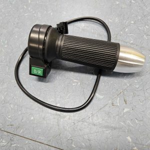 Gasgriff zu Seniorenmobil 4000 mit Rückwärtsgang