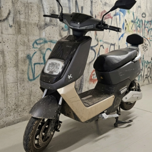 Next NX1 – ORIGINAL – Nur 300 km auf dem Tacho, Kundenretoure