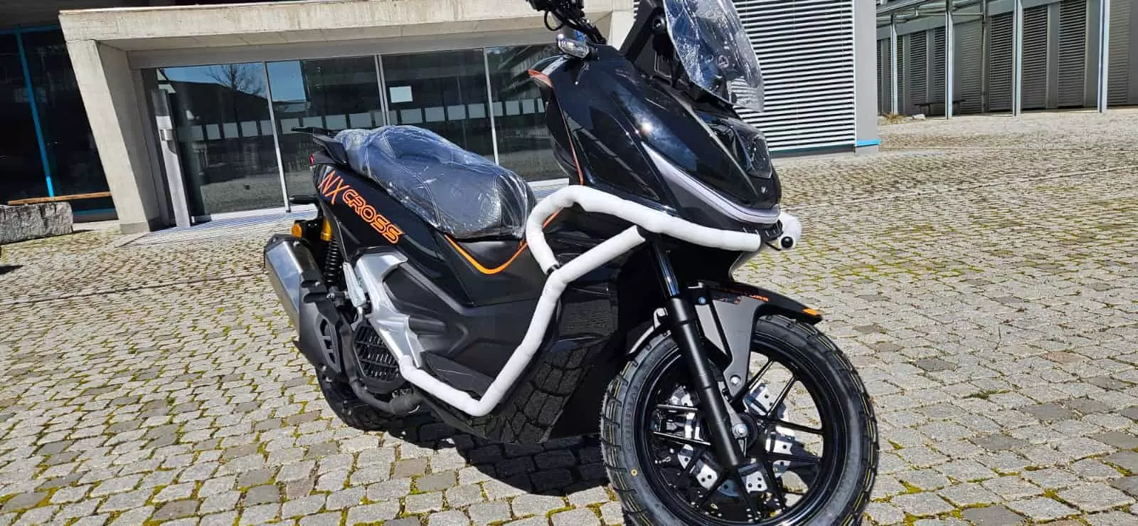 Next NXCross - 110 km/h - 5 Jahre Garantie - 125ccm - A1 Führerschein - inkl. MFK 3 Next NXCross - 110 km/h - 5 Jahre Garantie - 125ccm - A1 Führerschein - inkl. MFK – Bild 3